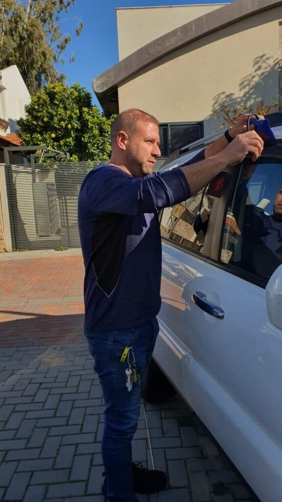 גיל אילוני - מנעולן מקצועי