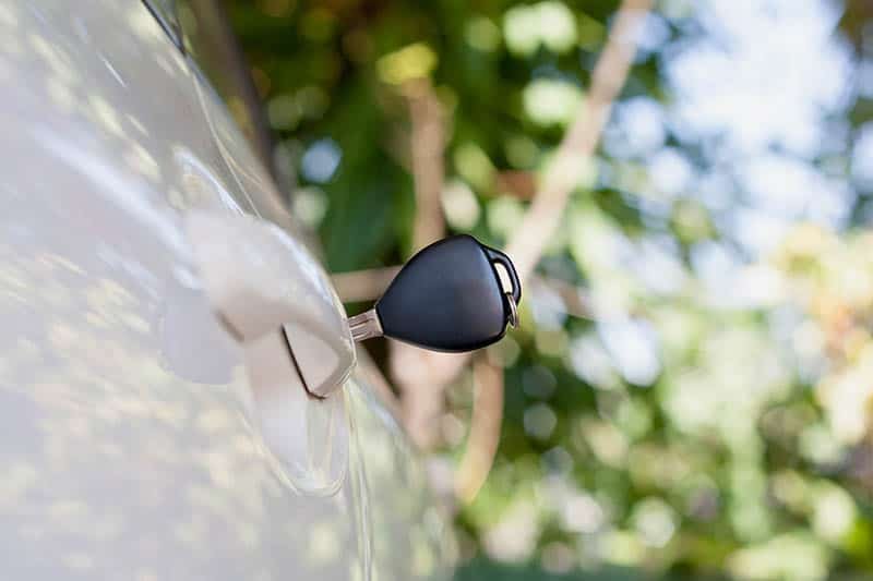 פורץ רכבים | פריצת רכבים